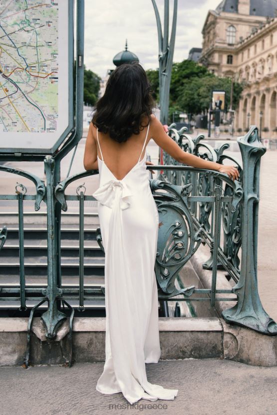 Meshki Kailey Low Back Maxi Dress With Detachable Bow Train White Clothing JJN40N96